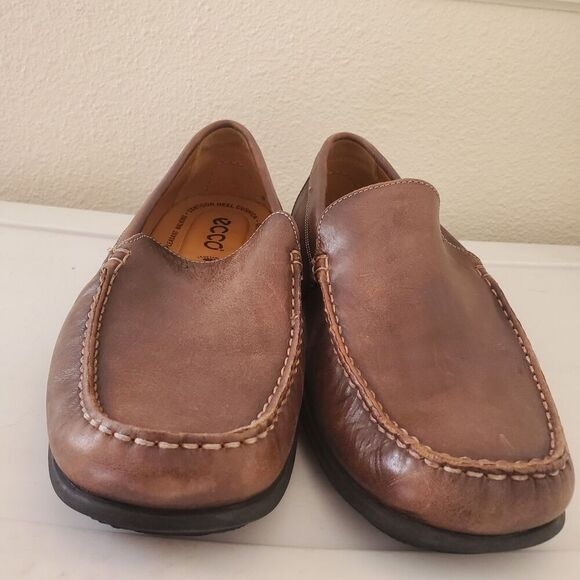 Loafers_&_Slip_Ons
